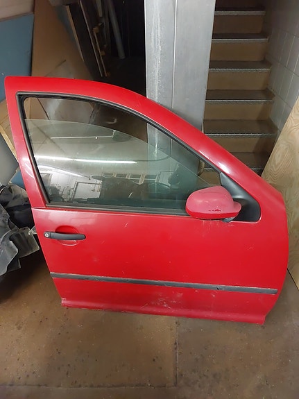 Golf 4 oikea etuovi