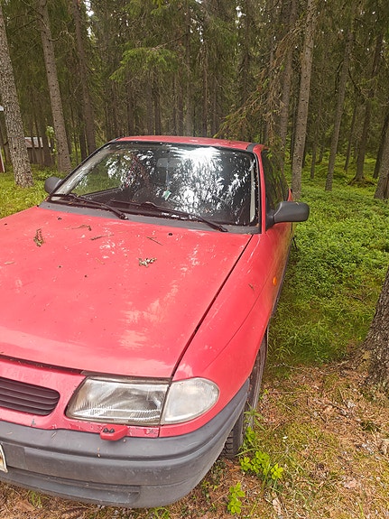 Opel Astra osina