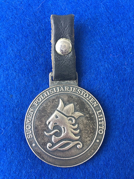 Suomen Poliisi Liitto ,Medaljonki. Vintage. Avaimenperä ...?