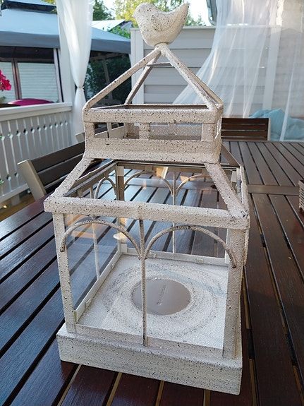 Partylite puutarhakeidas-lyhty