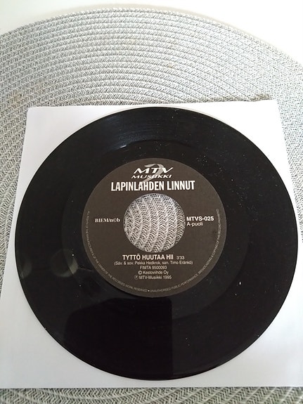 Lapinlahden Linnut 7" Tyttö huutaa hii