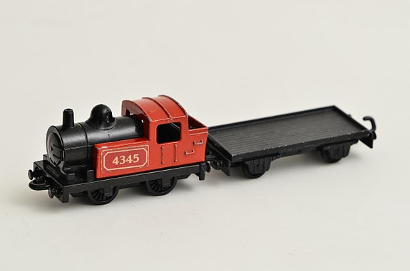 Matchbox Super Fast - 43 - 0-4-0 Steam Loco ja 25 Flat Car