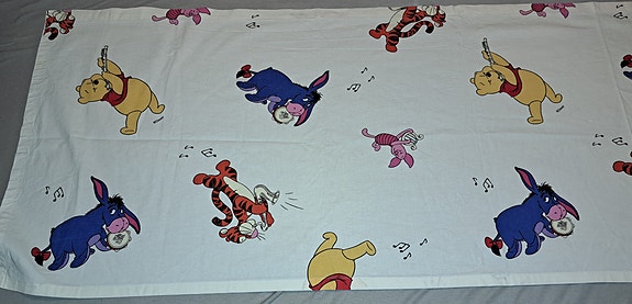Nalle Puh verhokappa 205x53cm