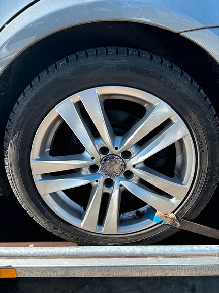 Mercedes E w212 350cdi 4matic vm.11 17" alut + 245/45 R 17 kitkapyörät