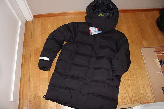 Helly Hansen Aspire Puffy -toppatakki (koko S/168-170 cm)