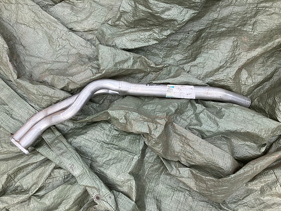 BMW E30 316/318 M10 Etuputki 83-88