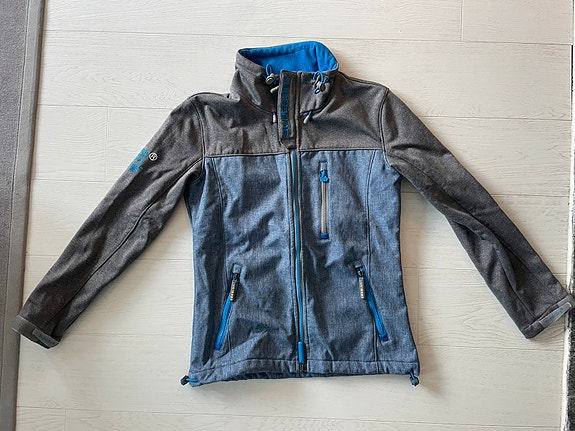 Superdry takki