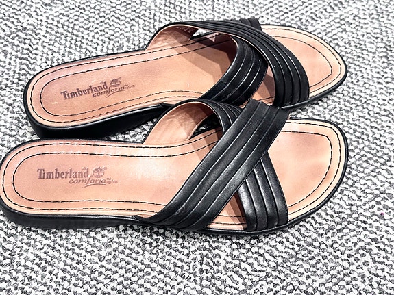 Mustat Timberland sandaalit 39