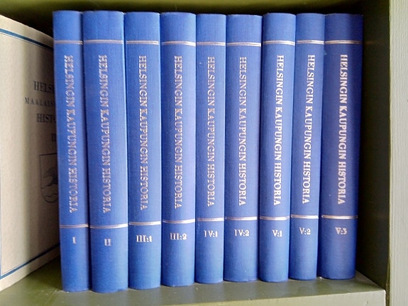 Helsingin kaupungin historia I-V (9 kirjaa)