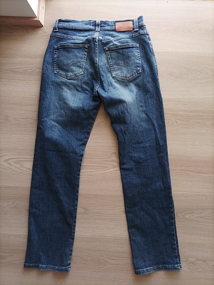 Product image 16 of 17