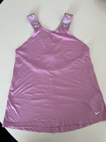 Nike treenitoppi M