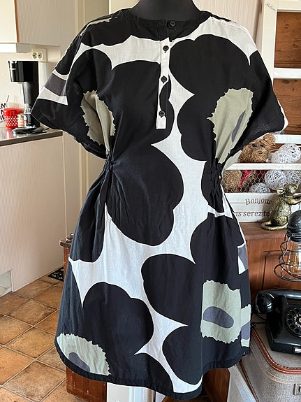 Marimekko mekko. M