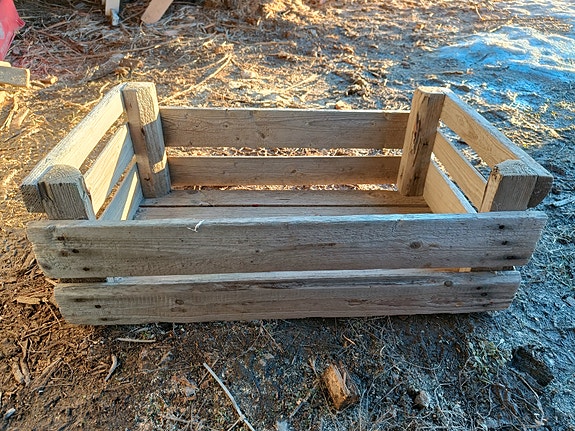 Vanhoja puulaatikkoja