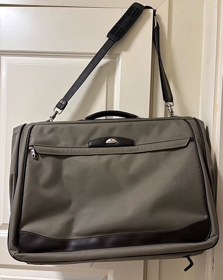 Laadukas Samsonite pukulaukku