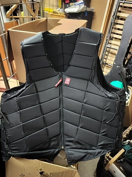 Turvaliivi koossa XL