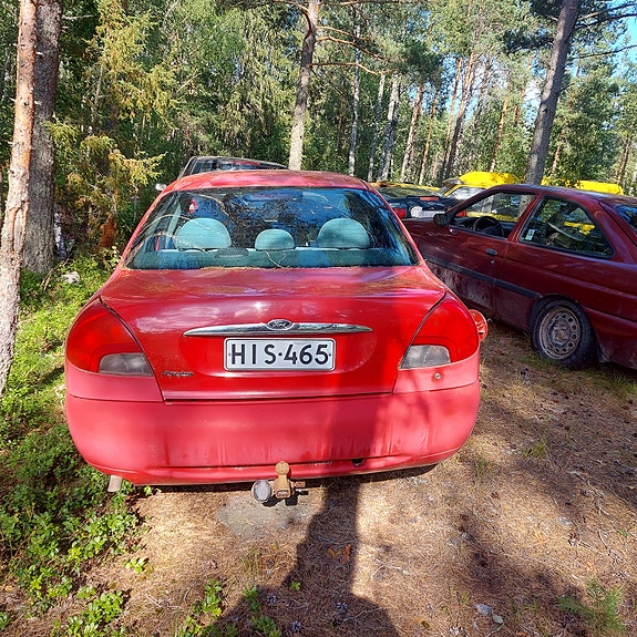 Ford mondeo 2.0L zetec varaosina