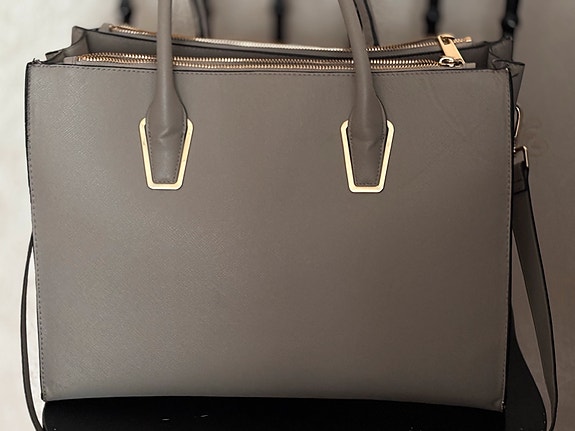 Iso laukku Beige