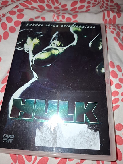 Universal Hulk DVD Kahden Levyn Erikoisversio