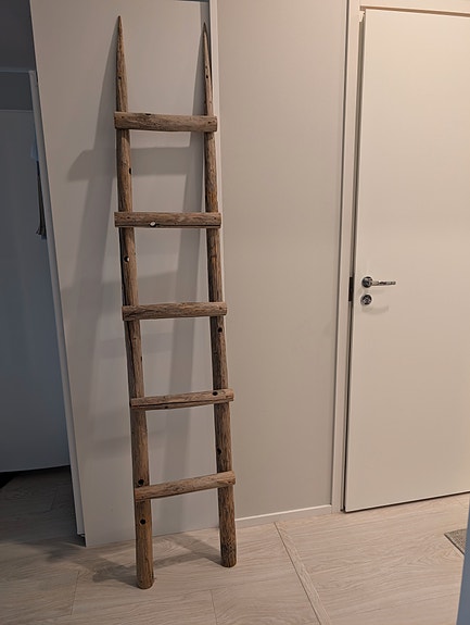 Sisustustikkaat heinäseipäistä