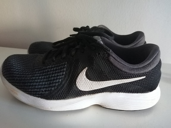 Nike lenkkarit koko 37
