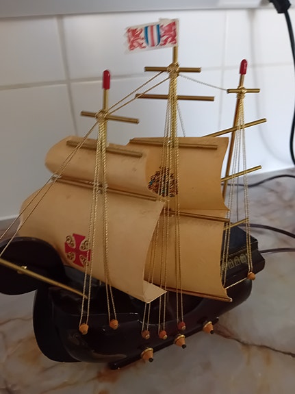 Vanha pöytävalaisin