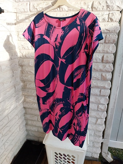 Marimekon mekko taskuilla, koko s