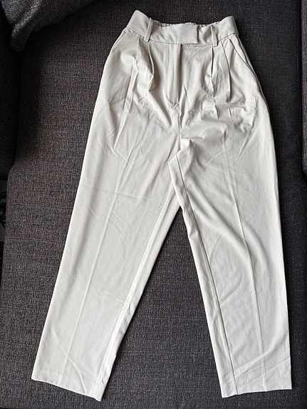 H&M Klassico korkeavyötäröiset housut 36