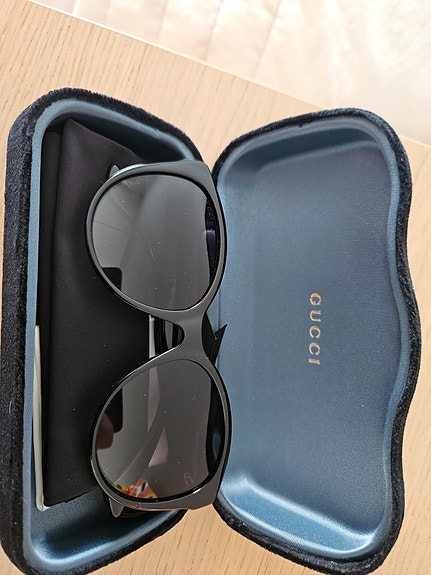 Gucci aurinkolasit