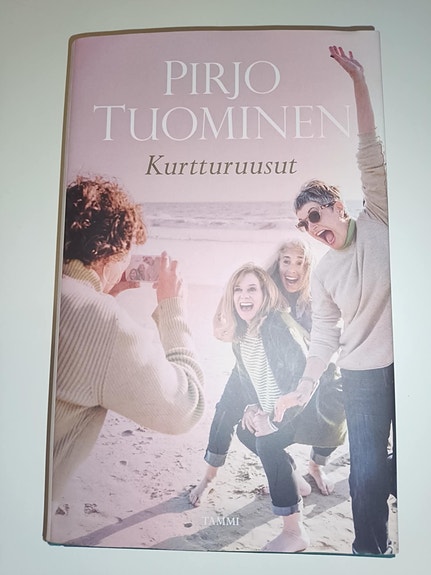 Pirjo Tuominen: Kurtturuusut