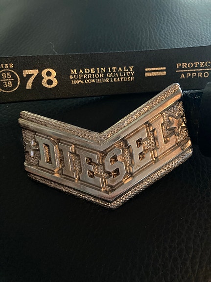 Diesel nahkavyö 38