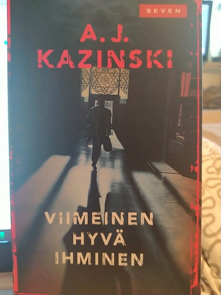 Viimeinen hyvä ihminen - A. J. KAZINSKI