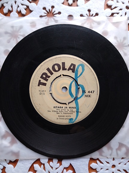 Sakari Hotti 7" Kitara ja minä/Tuo aika mennyt on