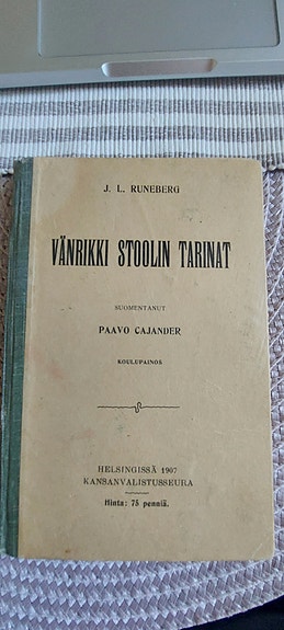 J.L RUNEBERG VÄNRIKKI STOOLIN TARINAT