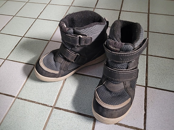 Viking gore-tex saappaat koko 29