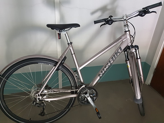 POLKUPYÖRÄ, NISHIKI   21"