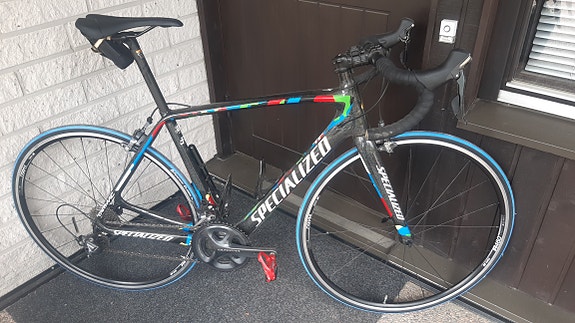 Specialized maantiepyörä 54 cm miehille
