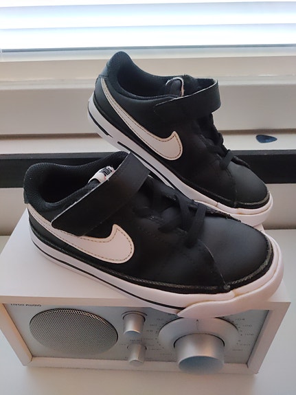 Niken kengät koko 27