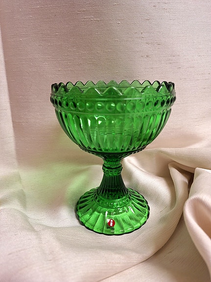 Myydään käyttämätön Marimekko / Iittala Mariskooli Vihreä 155mm