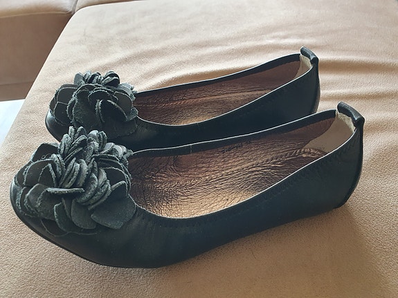 Mustat ballerinat 36 /Käyttämättömät!
