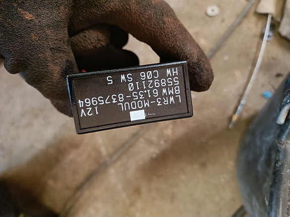 BMW X5 E53 valojen ohjaus moduuli