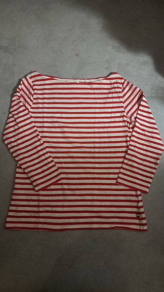 Punaraidallinen pin up -tyylinen paita, koko M