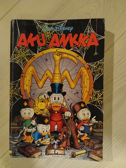 Aku Ankka lehdet kirjana, 13 kpl