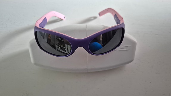 Julbo lasten aurinkolasit 4-6 v.