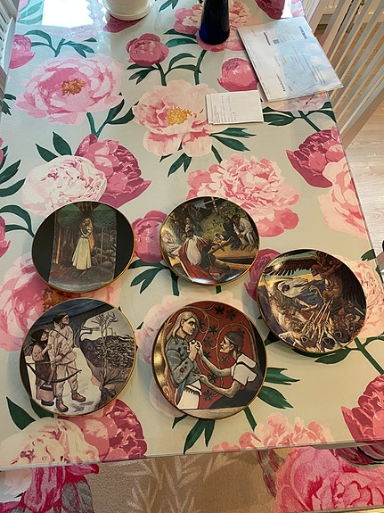 5 kpl kalevala seinälautasia