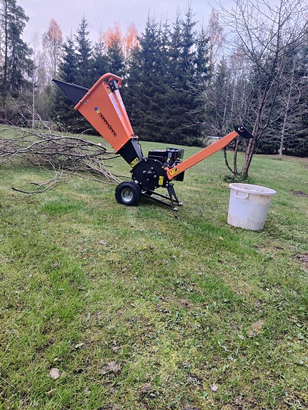 Vuokrataan oksasilppuri