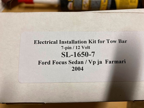 Sähköasennussarja vetokoukulle Ford Focus, 2004->