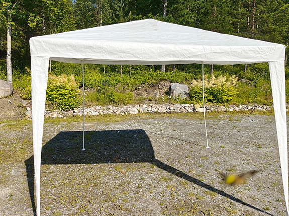 Pihakatos aurinkosuoja