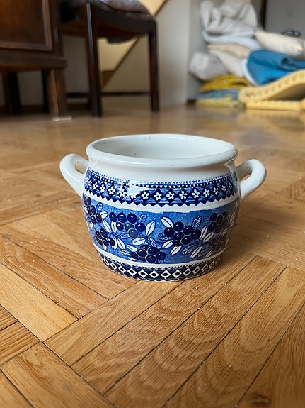 Arabia Puolukka voipytty