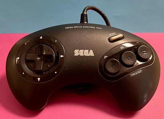 Sega Mega Drive -peliohjaimia