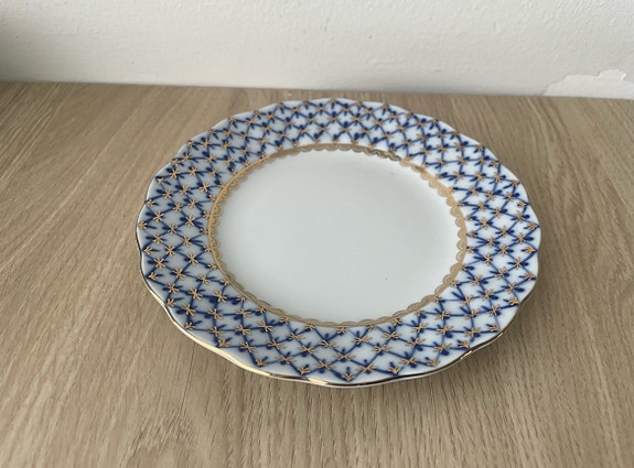 Lomonosov verkkokoboltti pullalautanen 15cm